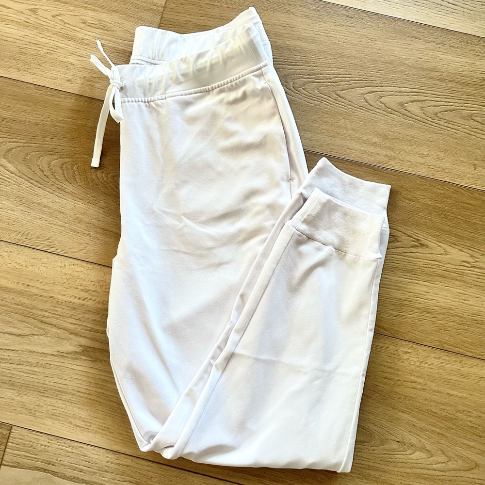 Mandala white high waisted Jogger Scrub Pants size Large